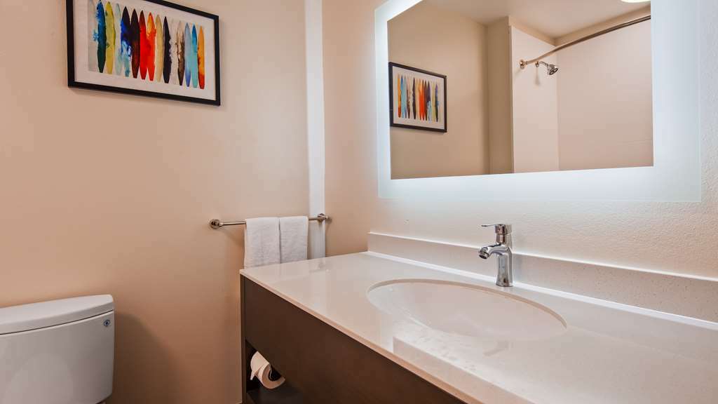 Best Western Plus New Barstow Inn & Suites Номер фото